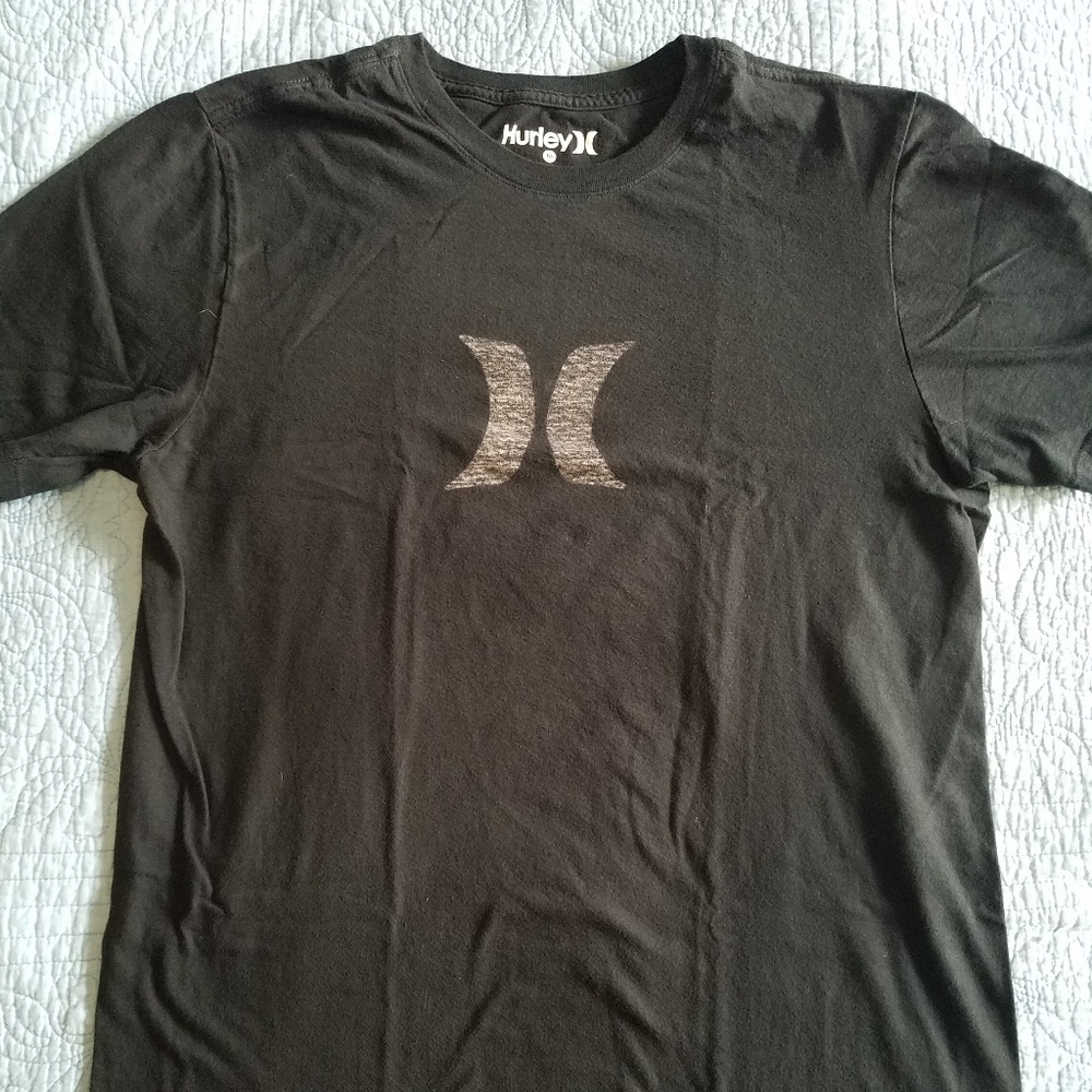 Hurley Men's Medium Tee Shirt